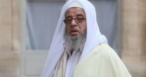 Expulsado de Francia el imán que predica 'golpear a la adúltera hasta la muerte'